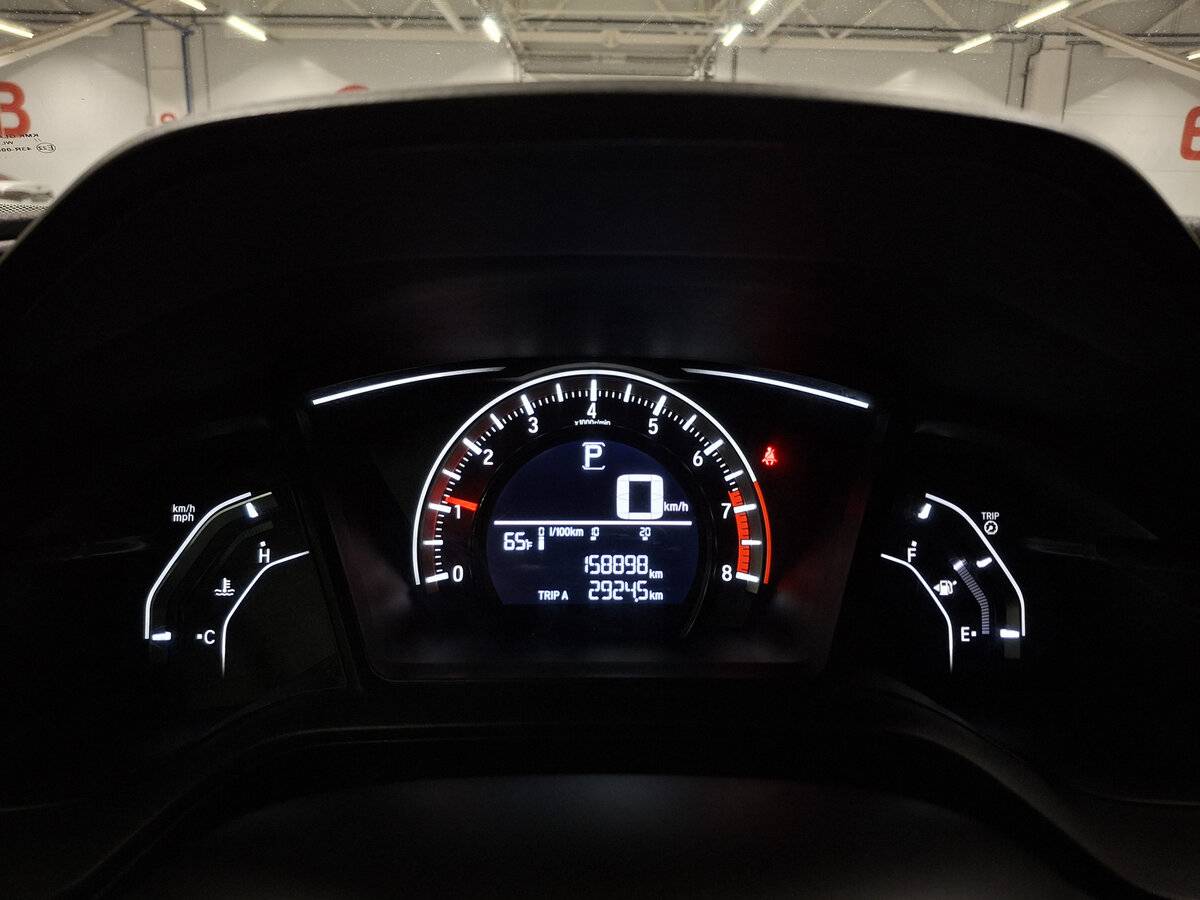 Honda Civic 2016 года с пробегом. Фото: #12