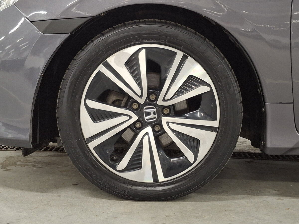 Honda Civic 2016 года с пробегом. Фото: #17