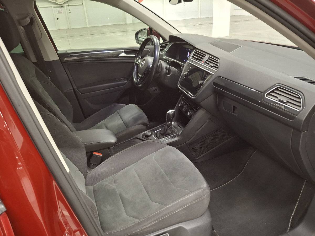 Volkswagen Tiguan 2018 года с пробегом. Фото: #10