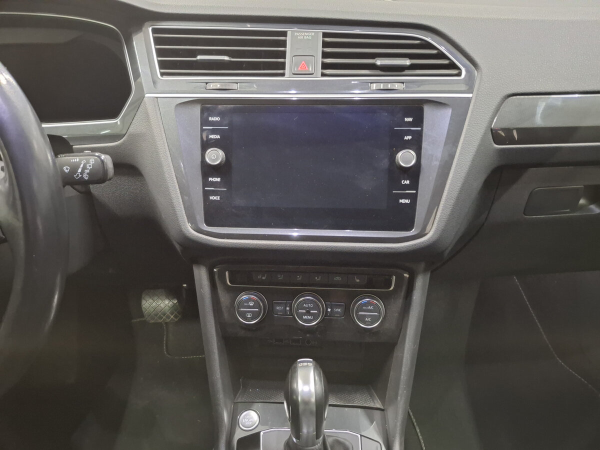 Volkswagen Tiguan 2018 года с пробегом. Фото: #14