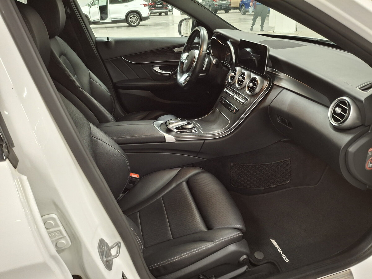 Mercedes-Benz C-Класс 2018 года с пробегом. Фото: #10