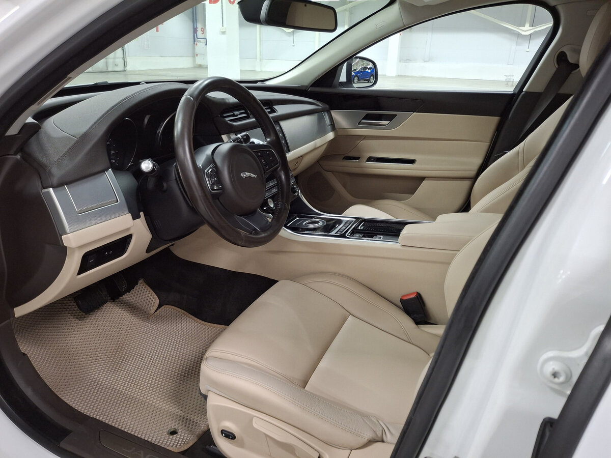 Jaguar XF 2016 года с пробегом. Фото: #15