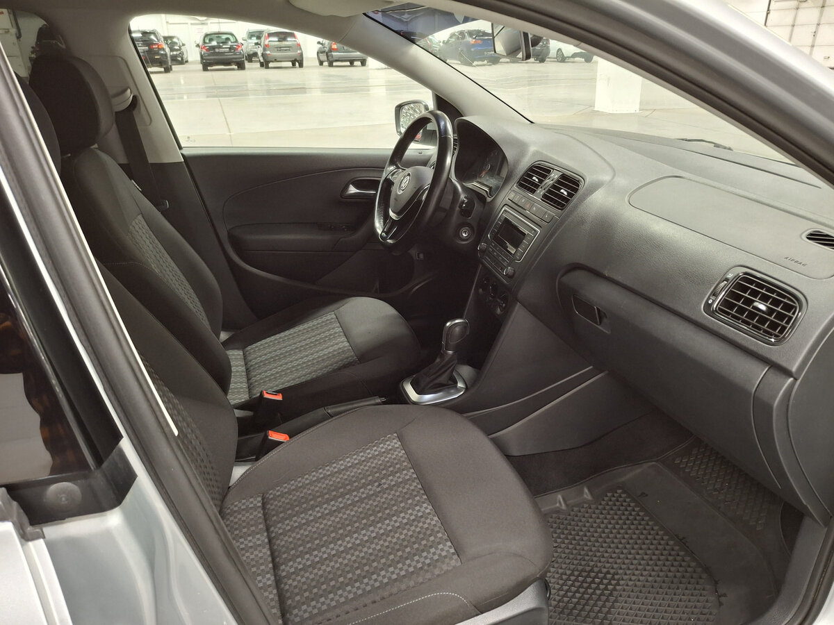 Volkswagen Polo 2016 года с пробегом. Фото: #10