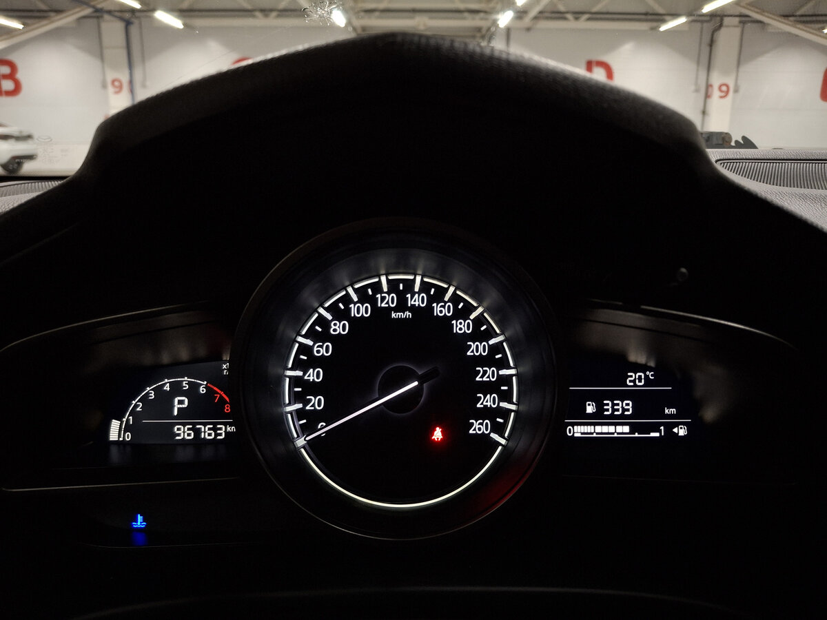 Mazda 3 2018 года с пробегом. Фото: #12