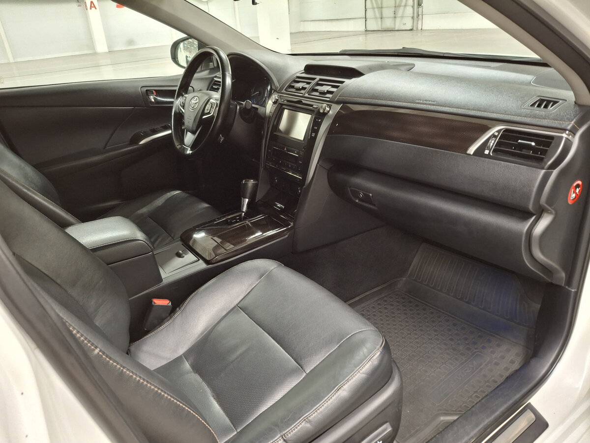 Toyota Camry 2015 года с пробегом. Фото: #10