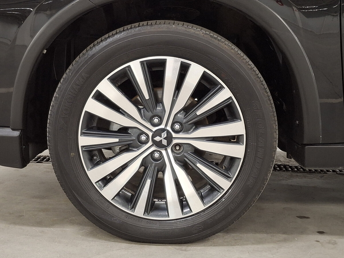 Mitsubishi Outlander 2020 года с пробегом. Фото: #17