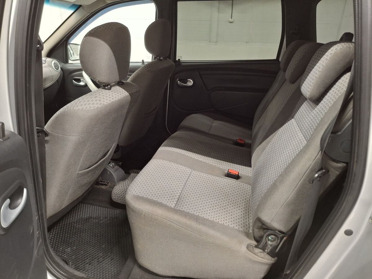 Lada (ВАЗ) Largus 2013 года с пробегом. Фото: #11