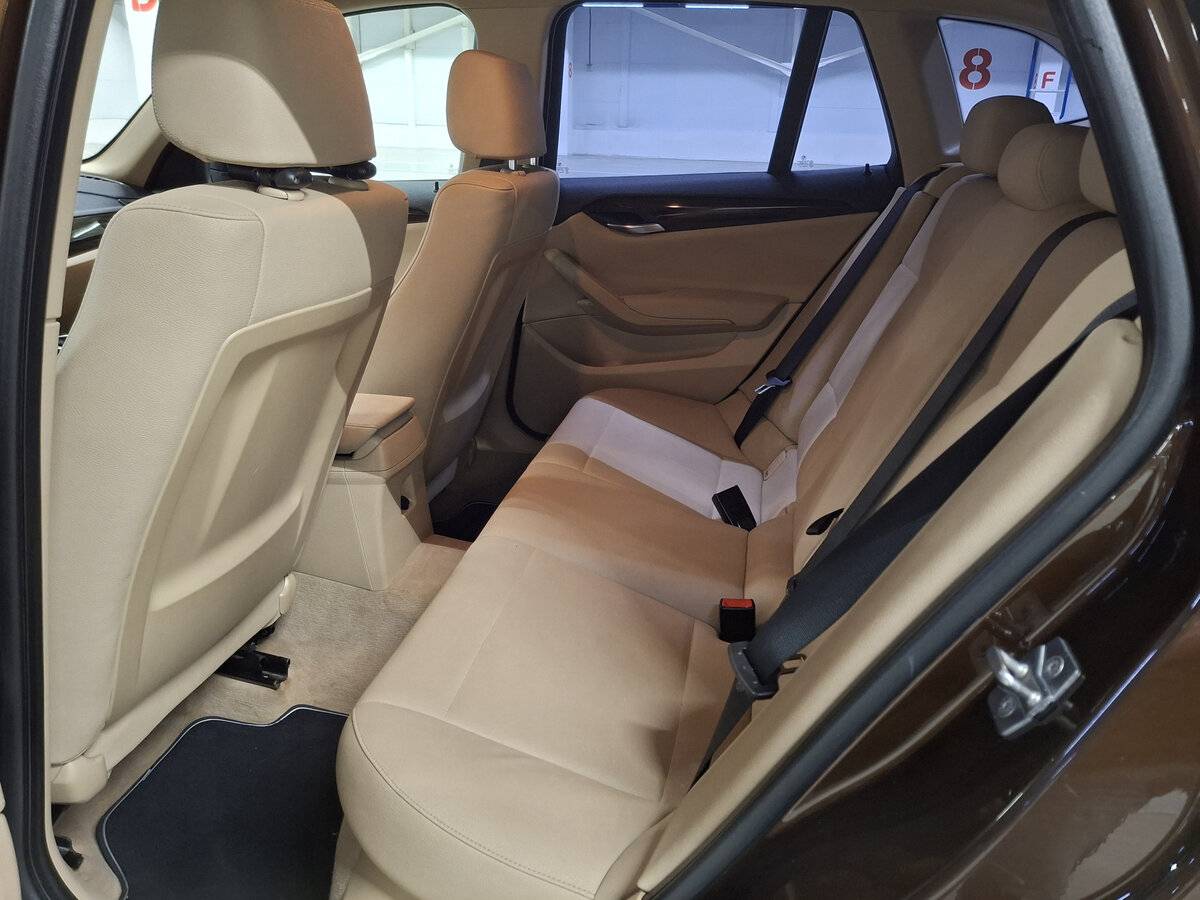 BMW X1 2012 года с пробегом. Фото: #11