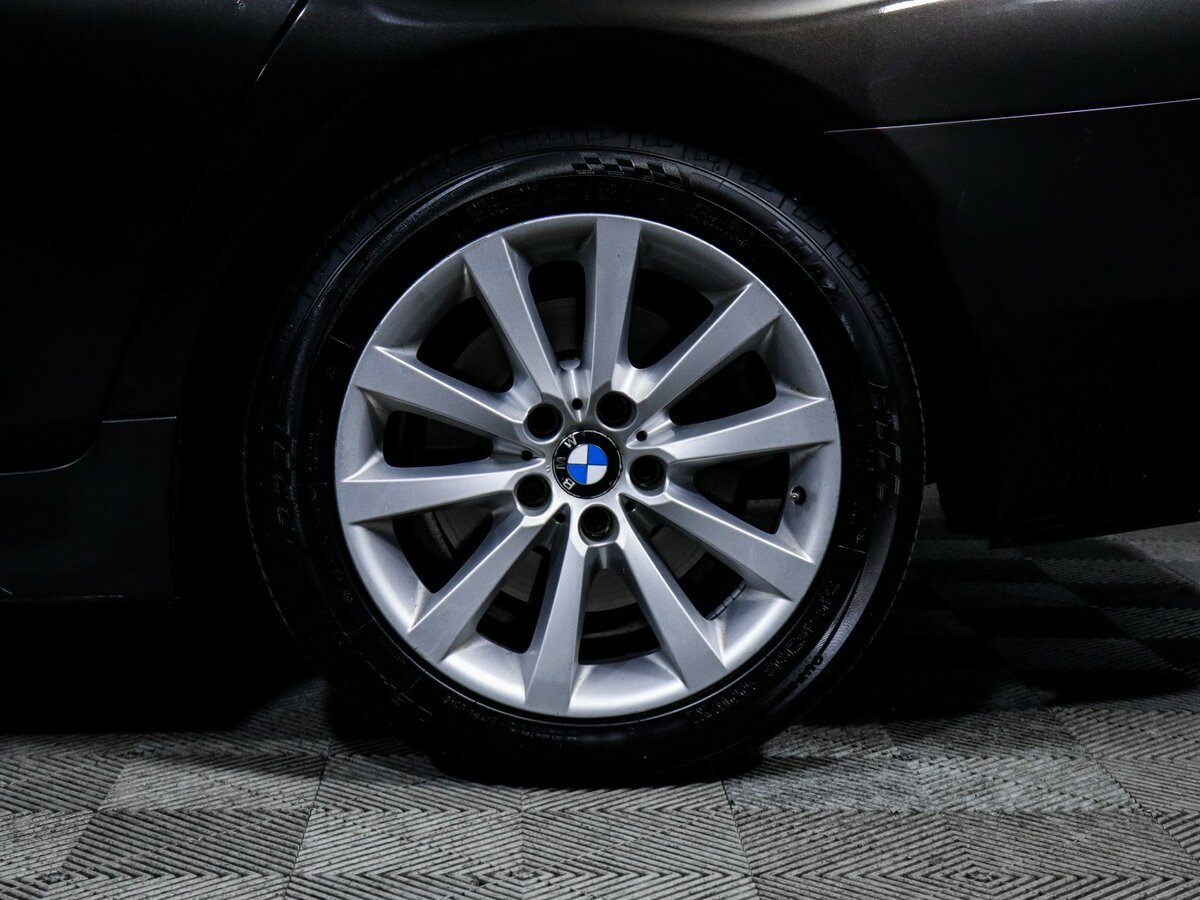 BMW 5 серии 2014 года с пробегом. Фото: #10