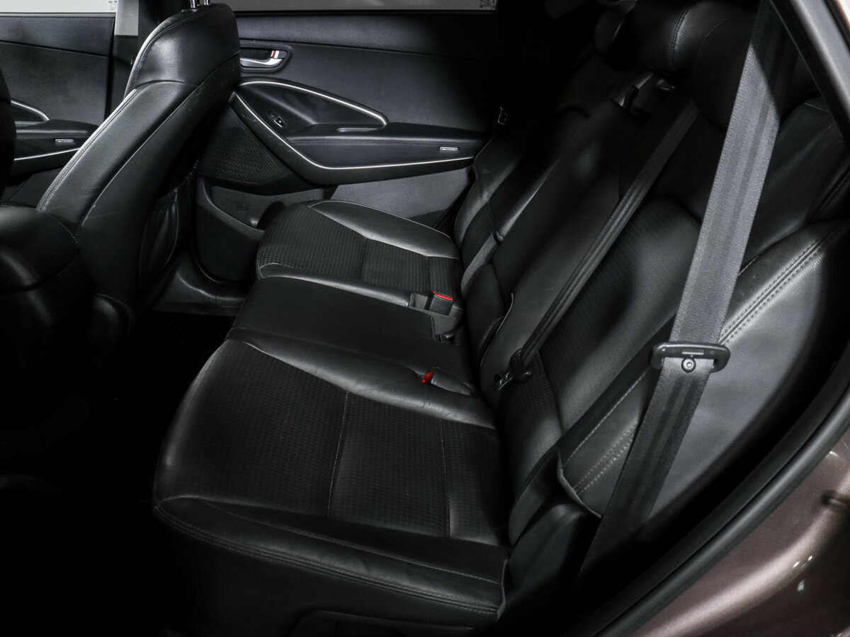 Hyundai Santa Fe 2014 года с пробегом. Фото: #9