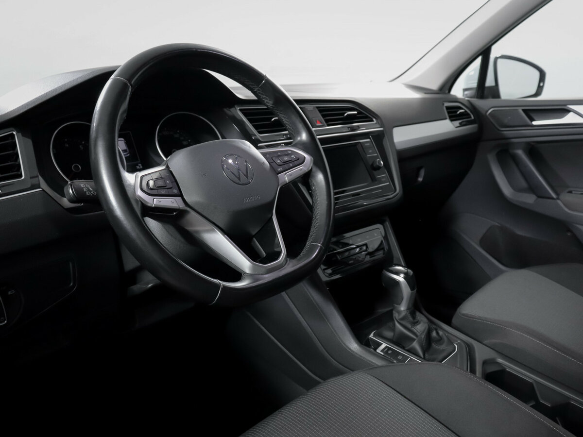 Volkswagen Tiguan 2020 года с пробегом. Фото: #12