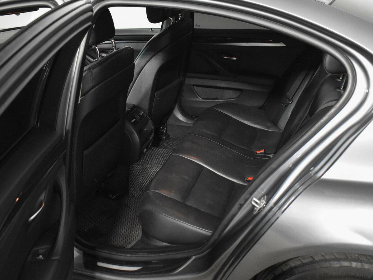 BMW 5 серии 2013 года с пробегом. Фото: #9