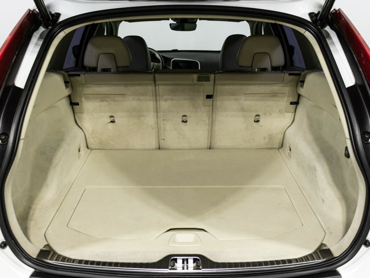 Volvo XC60 2016 года с пробегом. Фото: #17