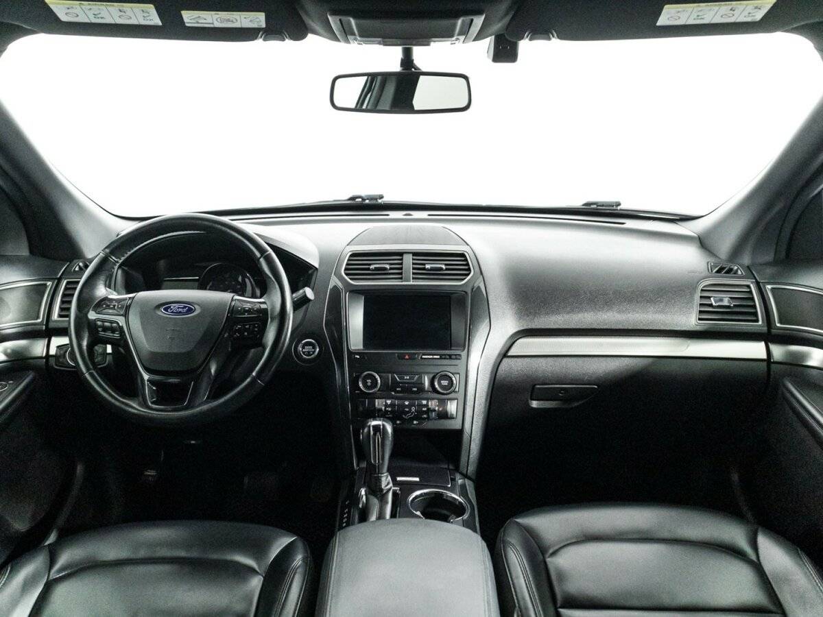 Ford Explorer 2019 года с пробегом. Фото: #10