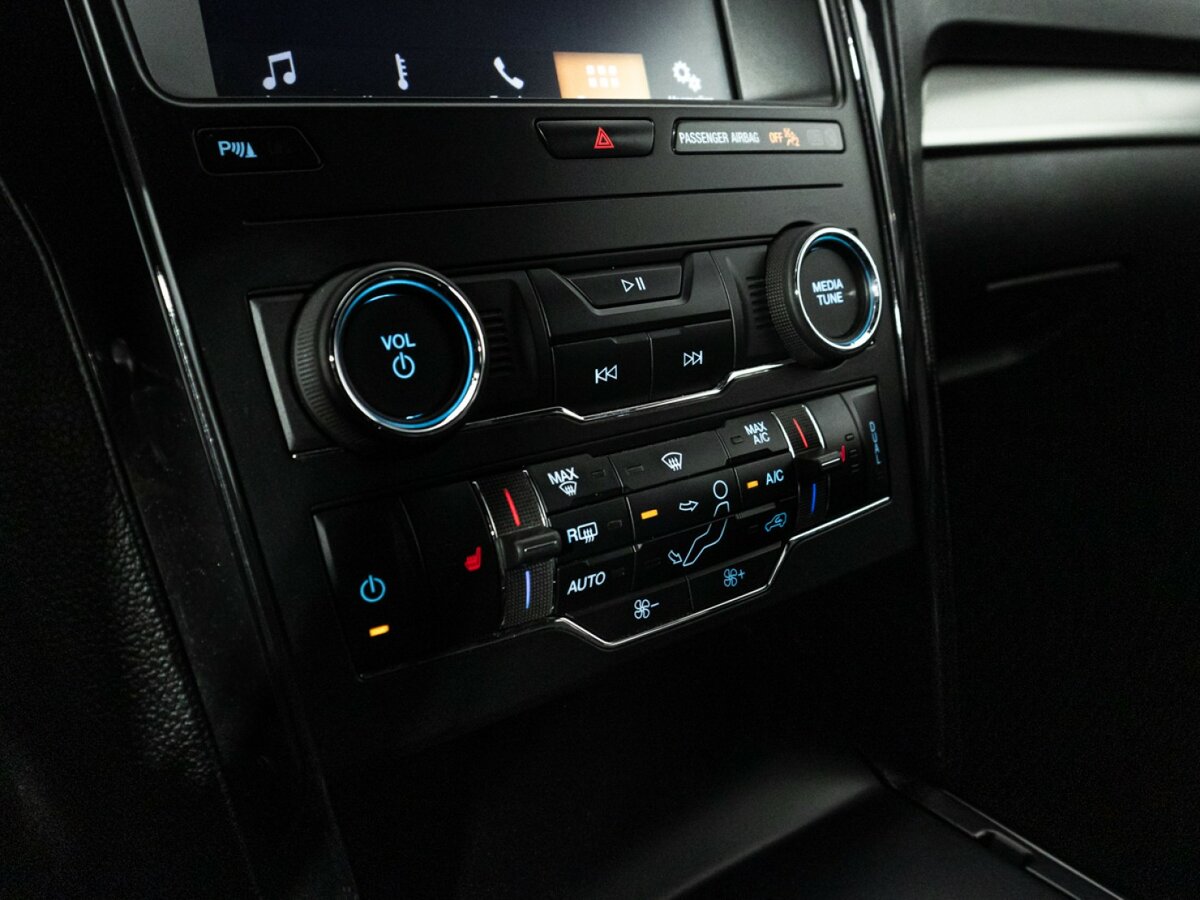 Ford Explorer 2019 года с пробегом. Фото: #12