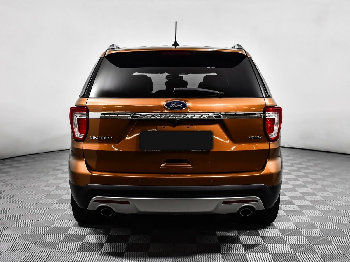 Ford Explorer 2018 года с пробегом. Фото: #5