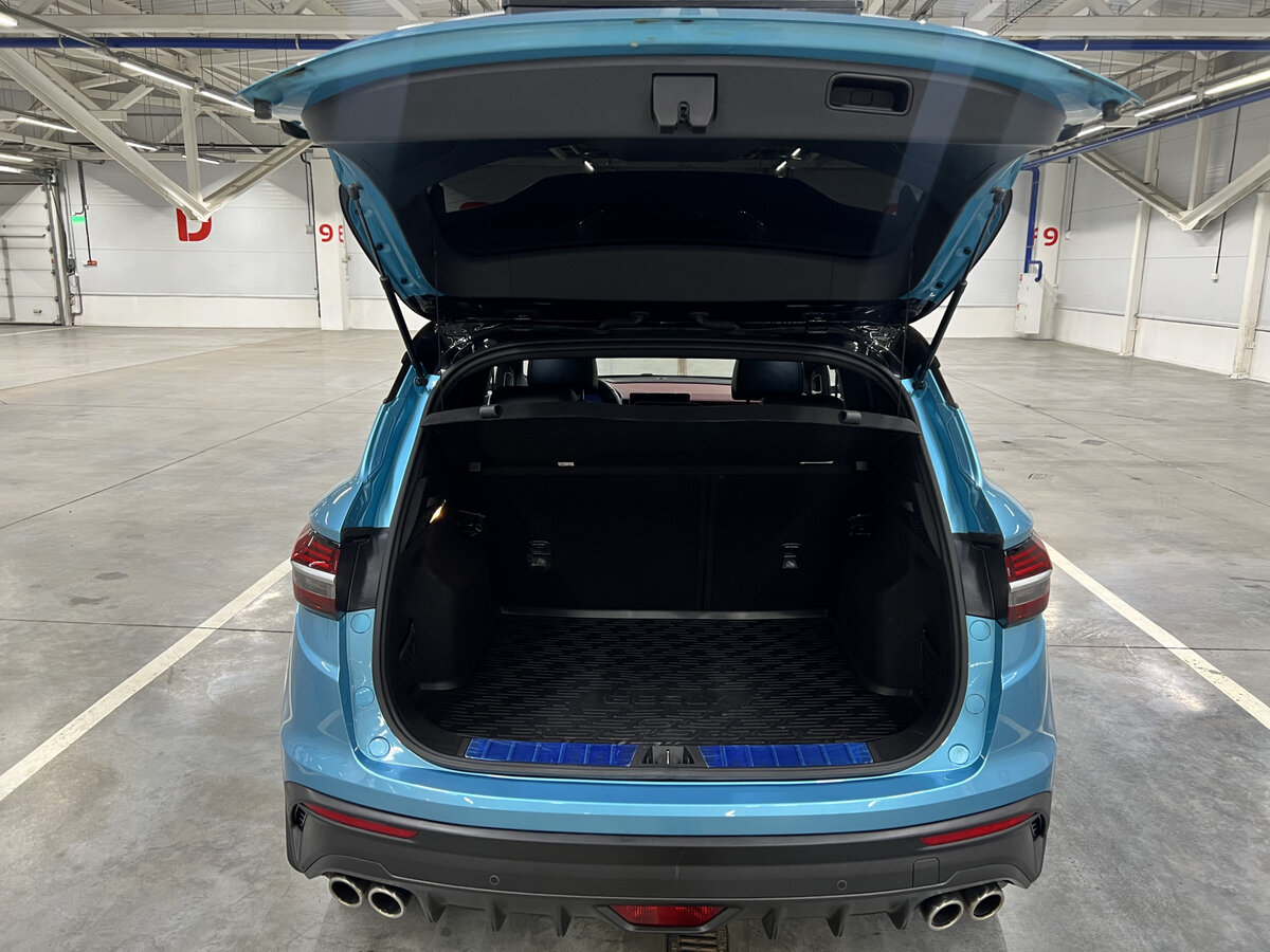 Geely Coolray 2023 года с пробегом. Фото: #9