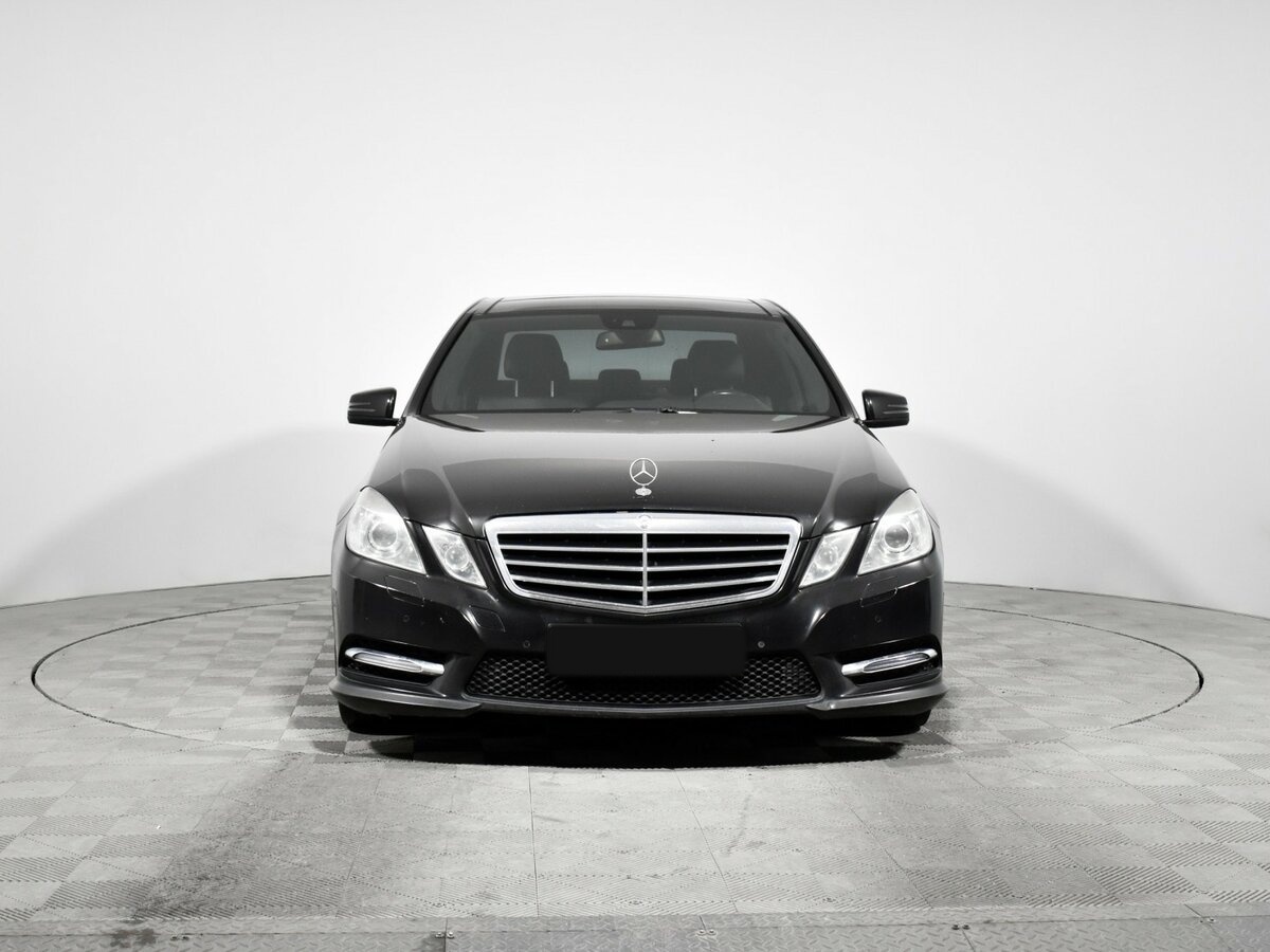 Mercedes-Benz E-Класс 2012 года с пробегом. Фото: #1