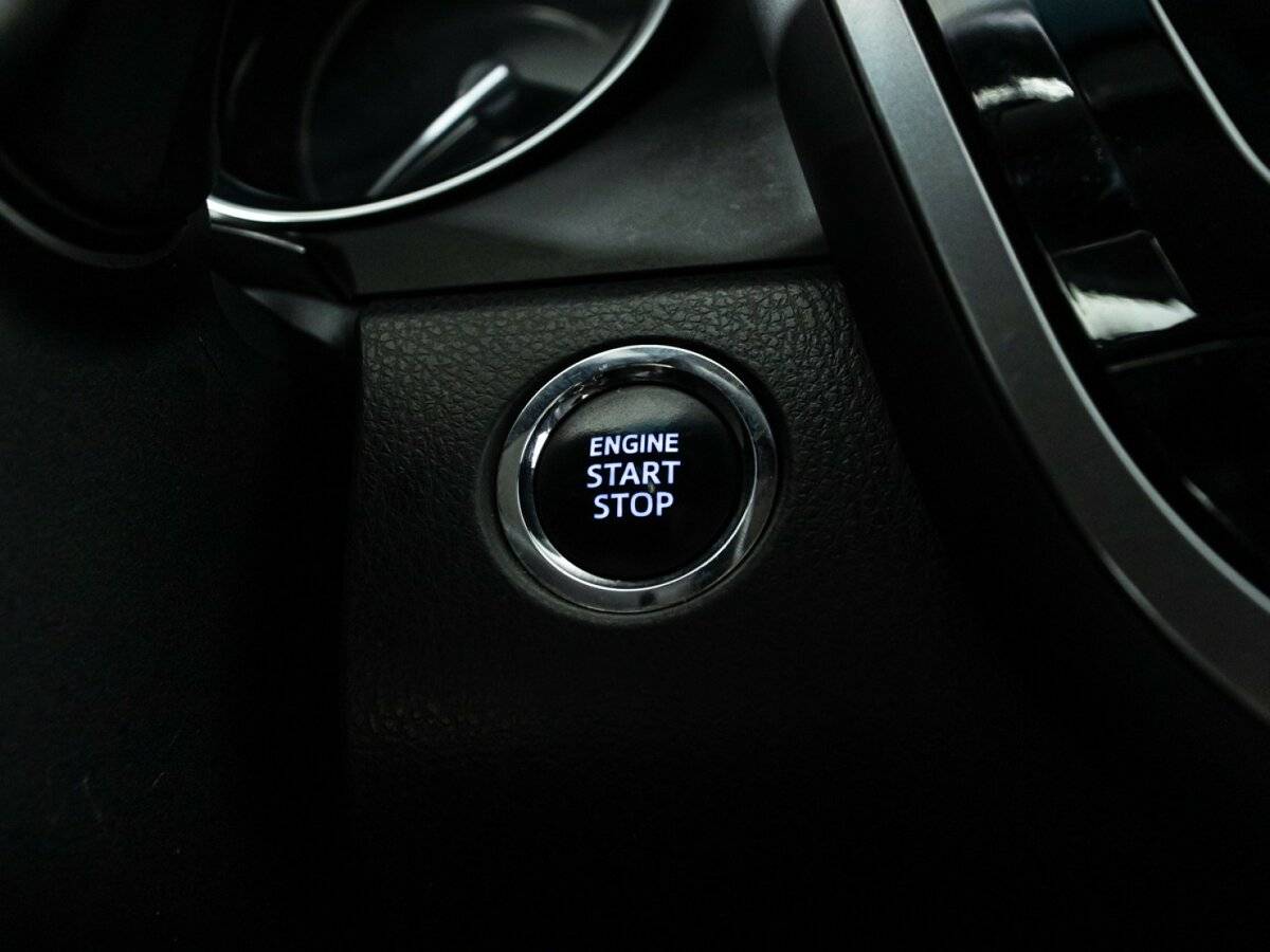 Toyota Camry 2021 года с пробегом. Фото: #18