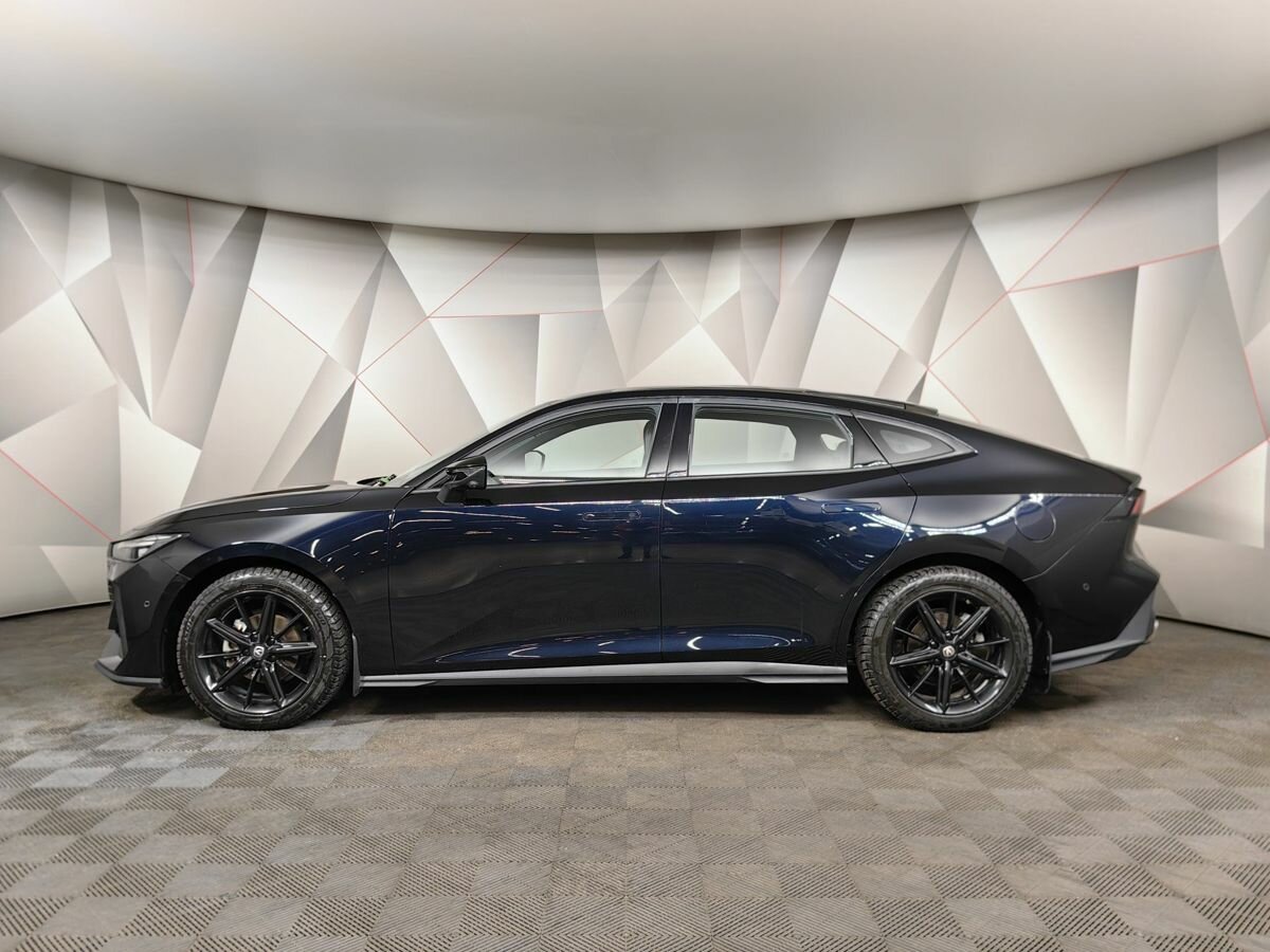 Changan UNI-V 2023 года с пробегом. Фото: #4