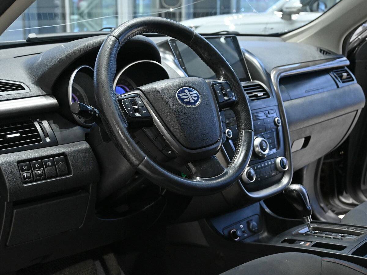 FAW Besturn X80 2017 года с пробегом. Фото: #4