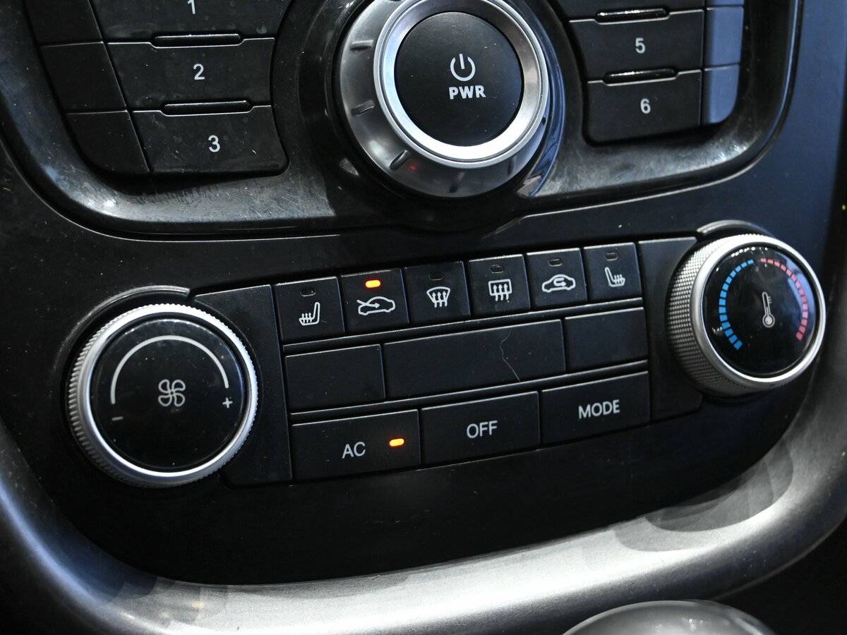 FAW Besturn X80 2017 года с пробегом. Фото: #7