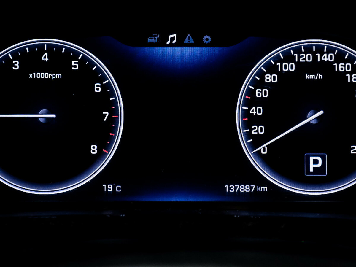 Hyundai Equus 2013 года с пробегом. Фото: #10