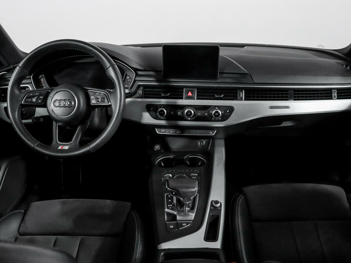 Audi A4 2017 года с пробегом. Фото: #11