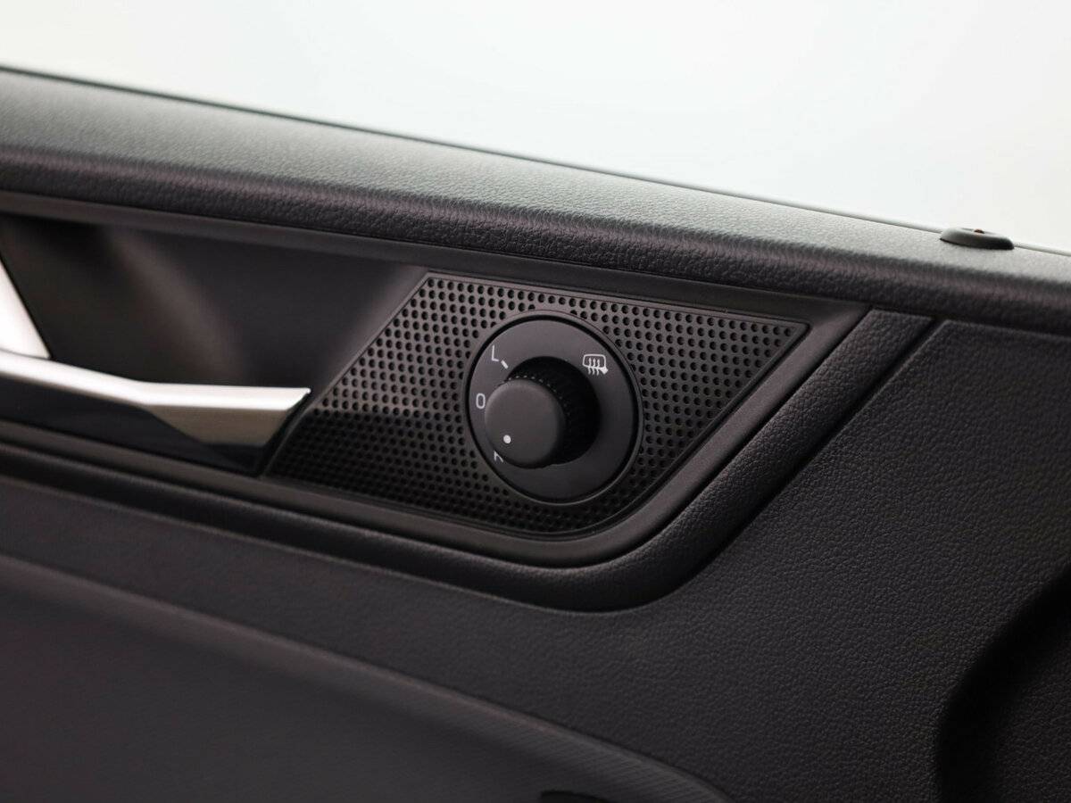 Б/У Шкода Рапид 2020 года. Фото: #11