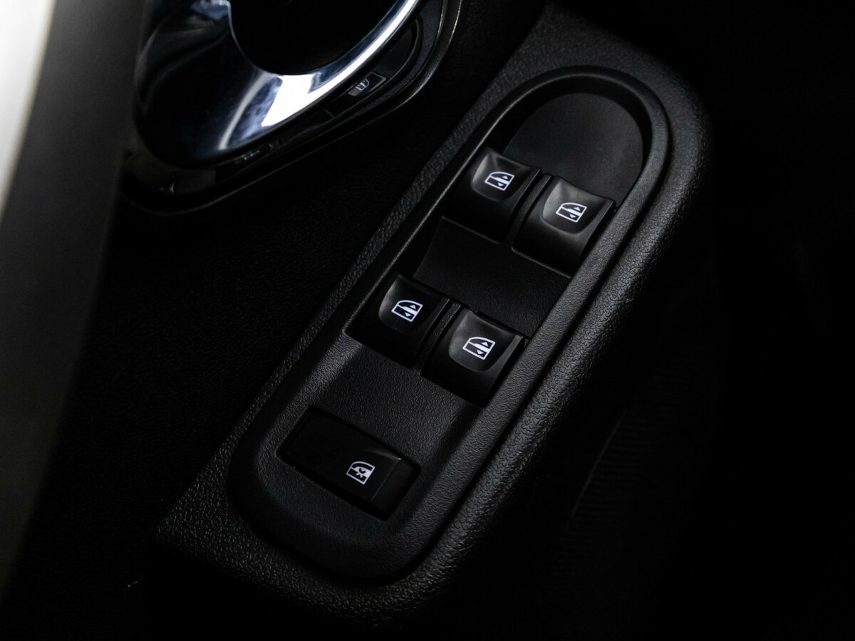 Б/У Ниссан Террано 2019 года. Фото: #13