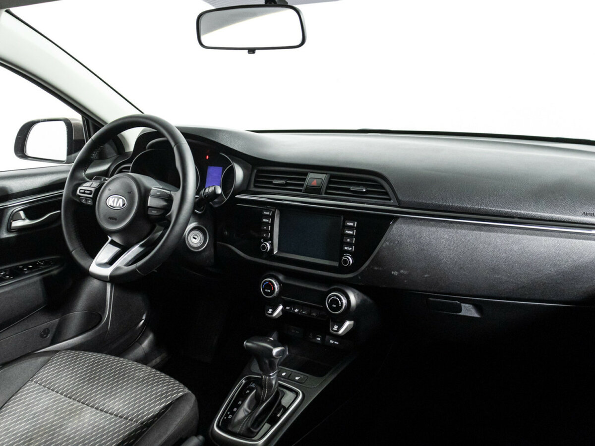 Б/У Киа Рио 2018 года. Фото: #8