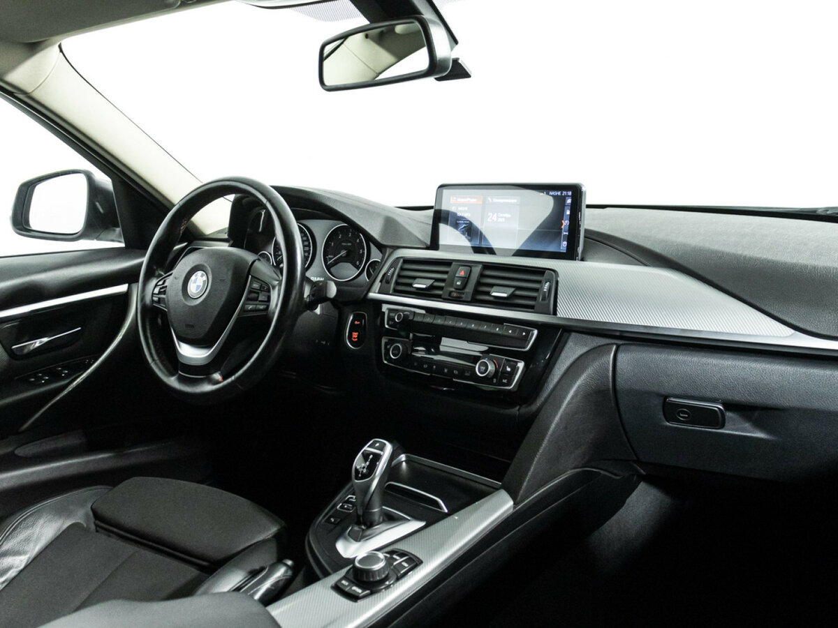 BMW 3 серии 2018 года с пробегом. Фото: #8
