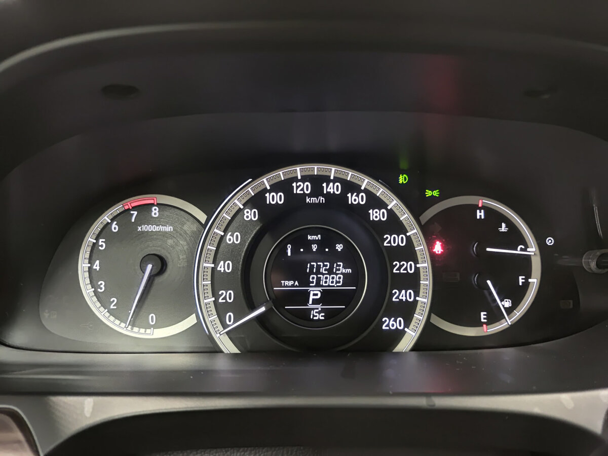 Honda Accord 2016 года с пробегом. Фото: #12