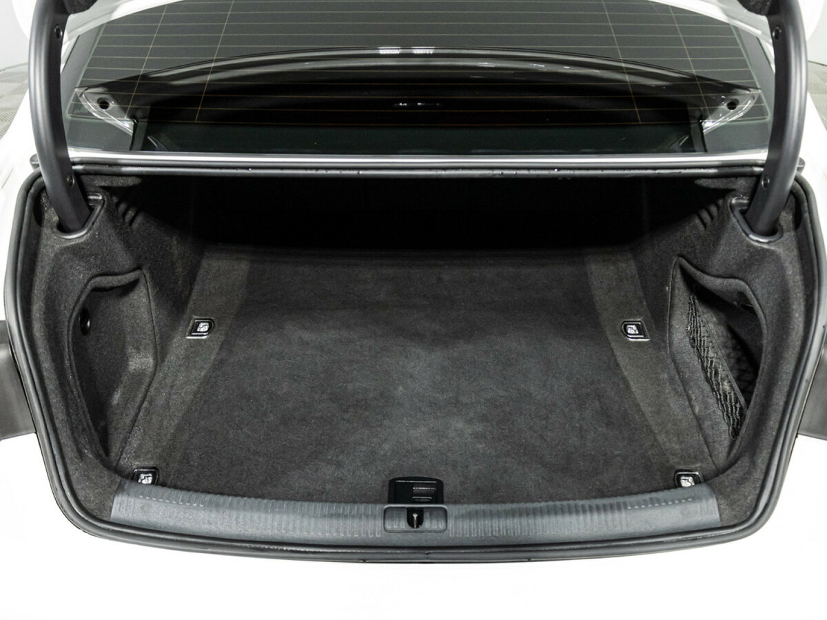 Audi A4 2018 года с пробегом. Фото: #20