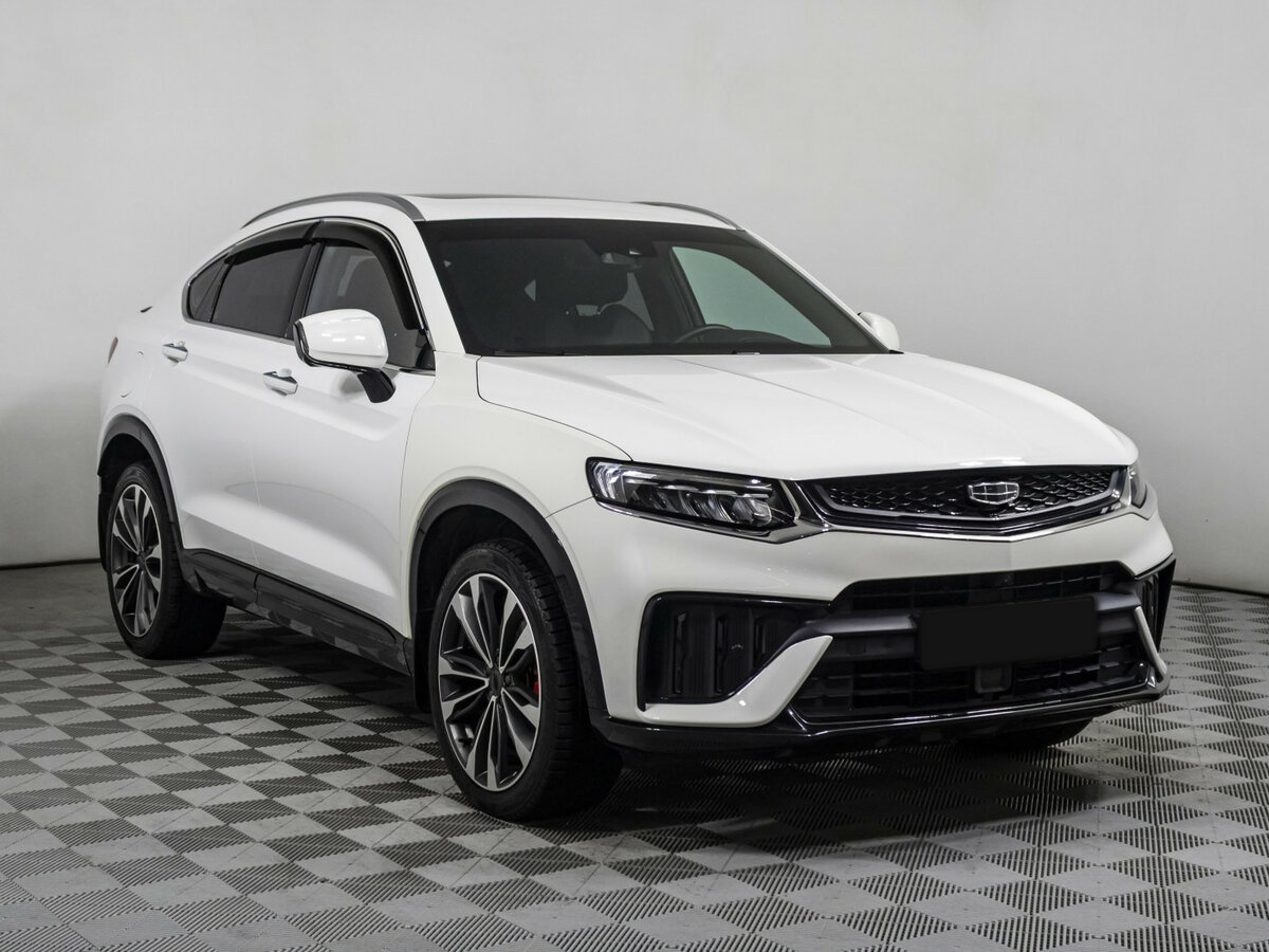 Geely Tugella 2023 года с пробегом. Фото: #2