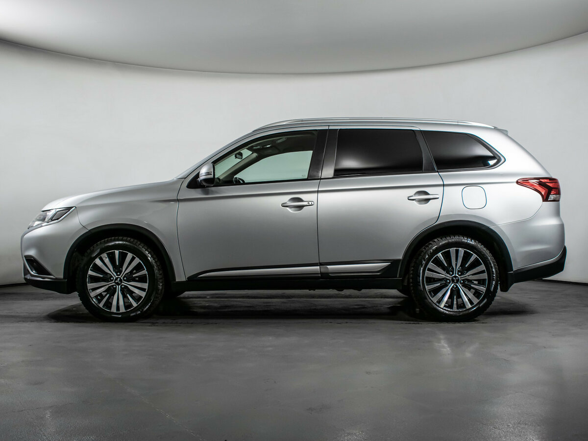 Mitsubishi Outlander 2018 года с пробегом. Фото: #7