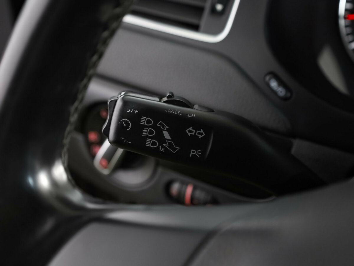 Б/У Фольксваген Джетта 2014 года. Фото: #11