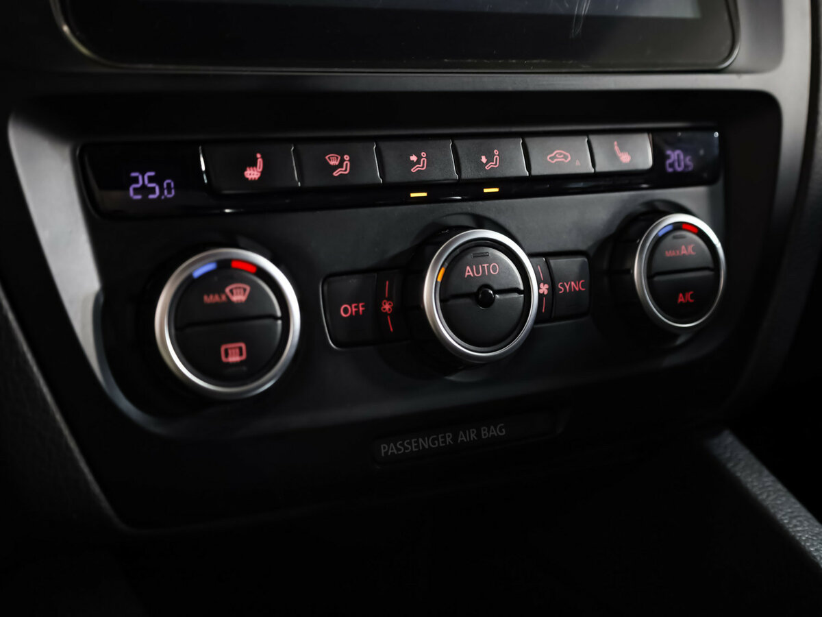 Б/У Фольксваген Джетта 2014 года. Фото: #14