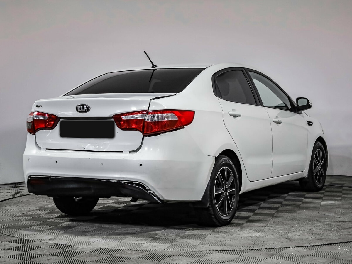 Б/У Киа Рио 2013 года. Фото: #3