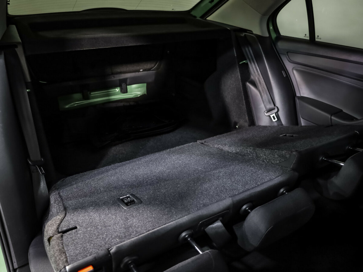 Б/У Шкода Рапид 2018 года. Фото: #18