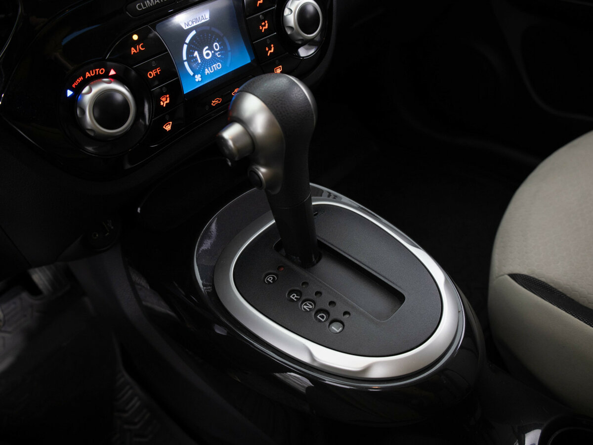 Б/У Ниссан Жук 2013 года. Фото: #9