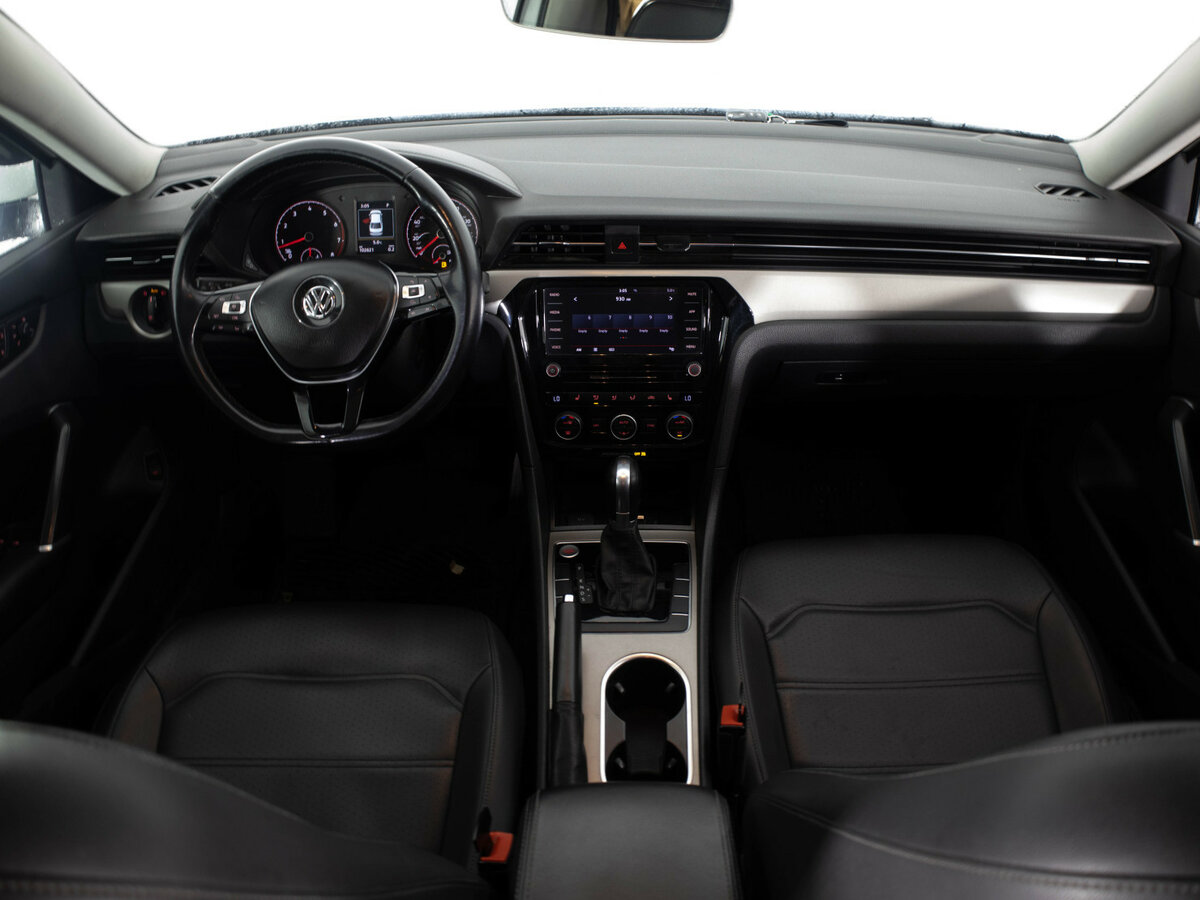 Volkswagen Passat 2020 года с пробегом. Фото: #6