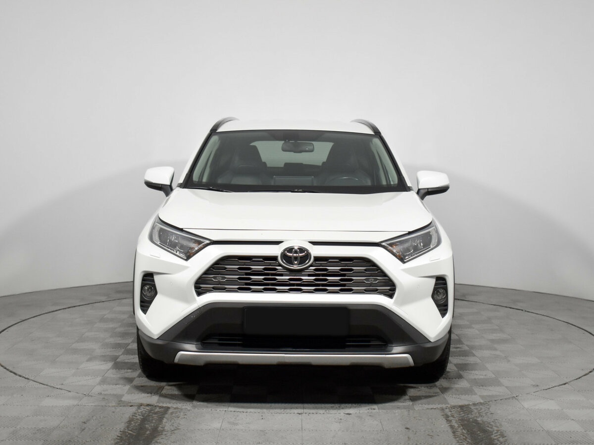 Toyota RAV4 2019 года с пробегом. Фото: #1