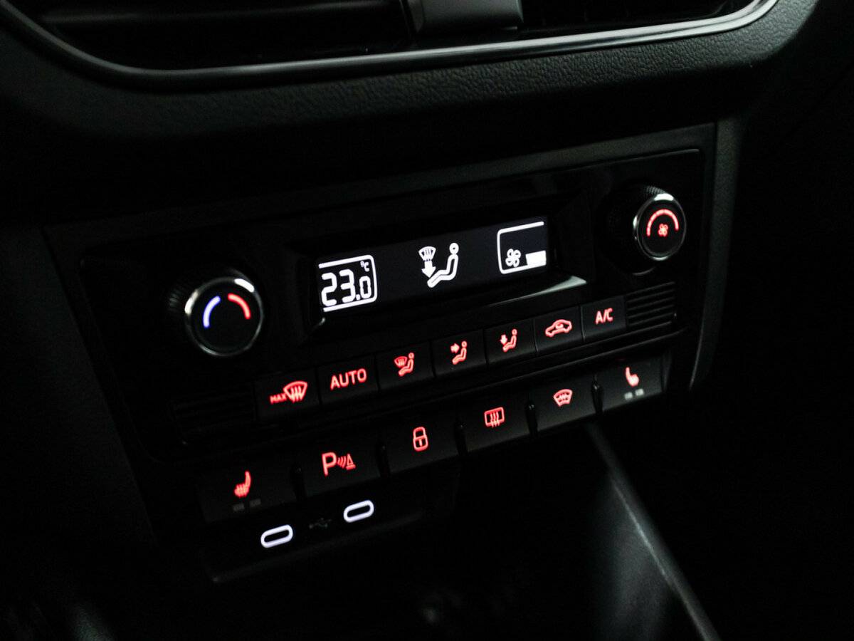 Б/У Фольксваген Поло 2021 года. Фото: #15