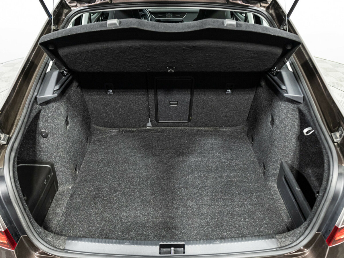 Skoda Octavia 2017 года с пробегом. Фото: #17