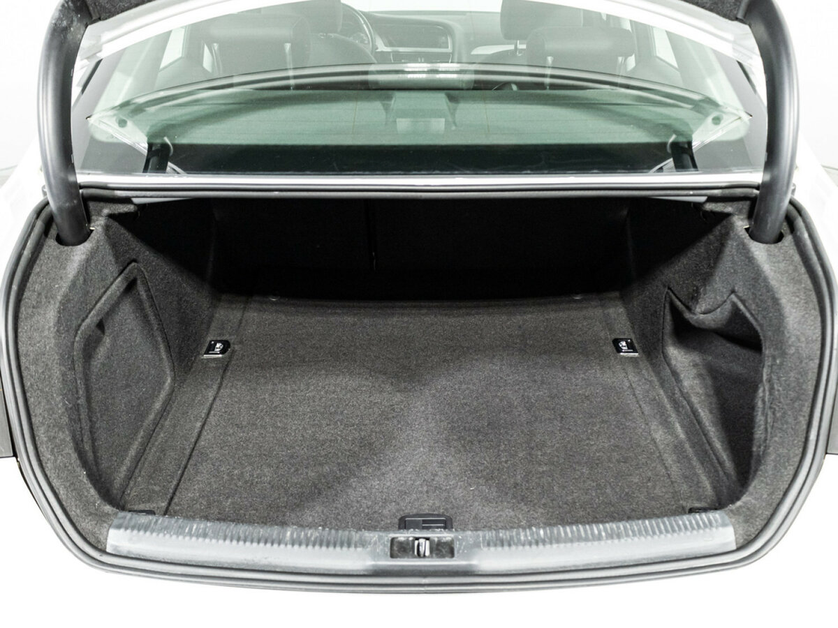 Audi A4 2014 года с пробегом. Фото: #14