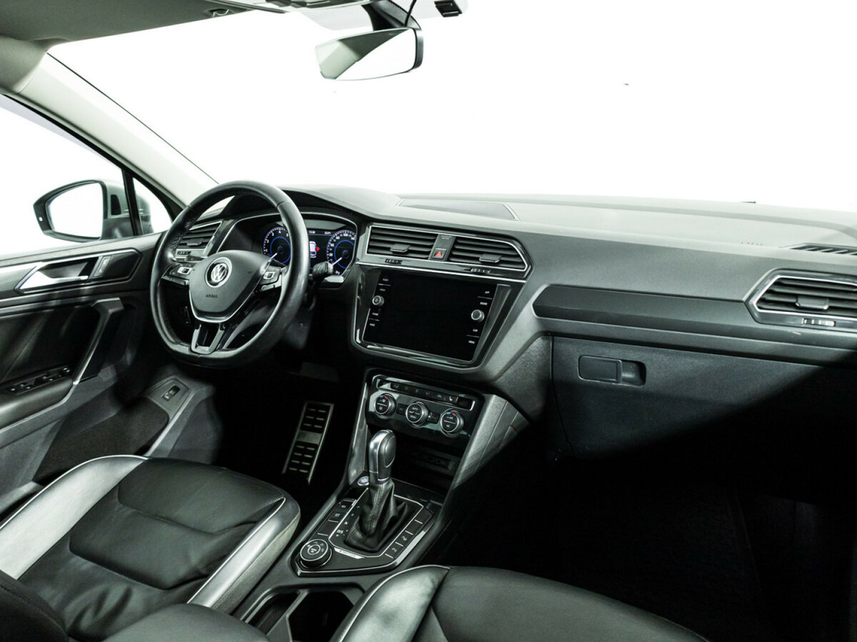 Volkswagen Tiguan 2018 года с пробегом. Фото: #8