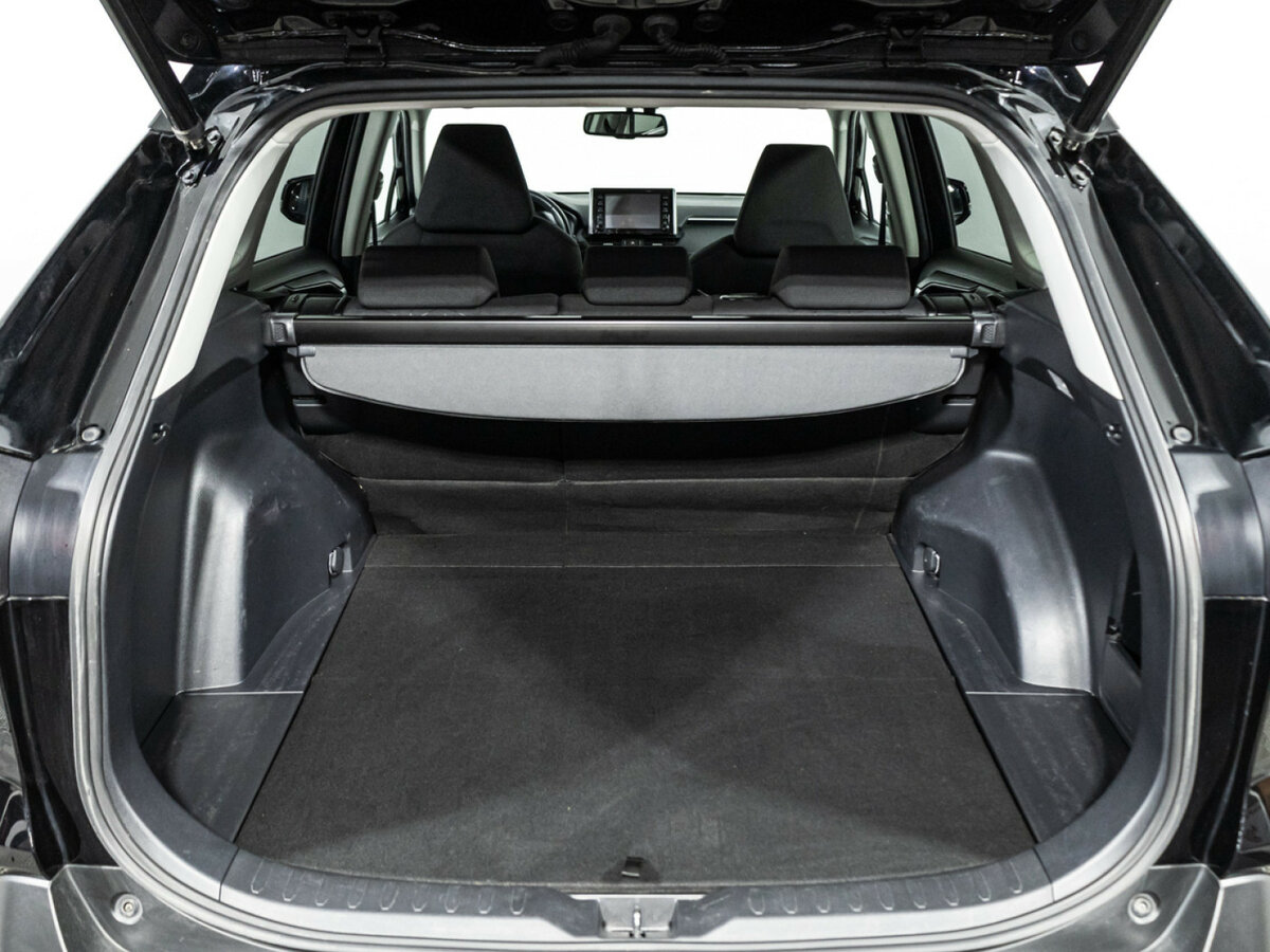 Toyota RAV4 2021 года с пробегом. Фото: #19