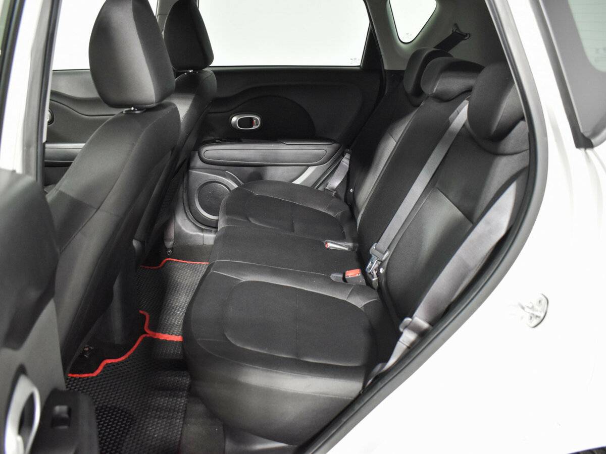 Б/У Киа Соул 2016 года. Фото: #10