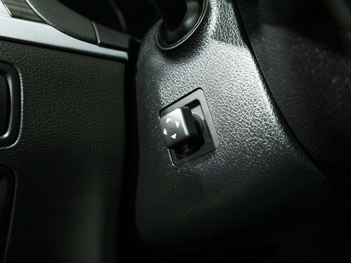 Hyundai Genesis 2015 года с пробегом. Фото: #16